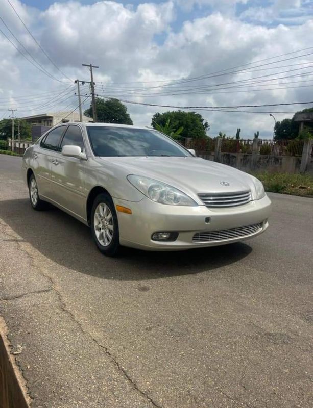 Thumbnail 5 of 2004 Lexus ES